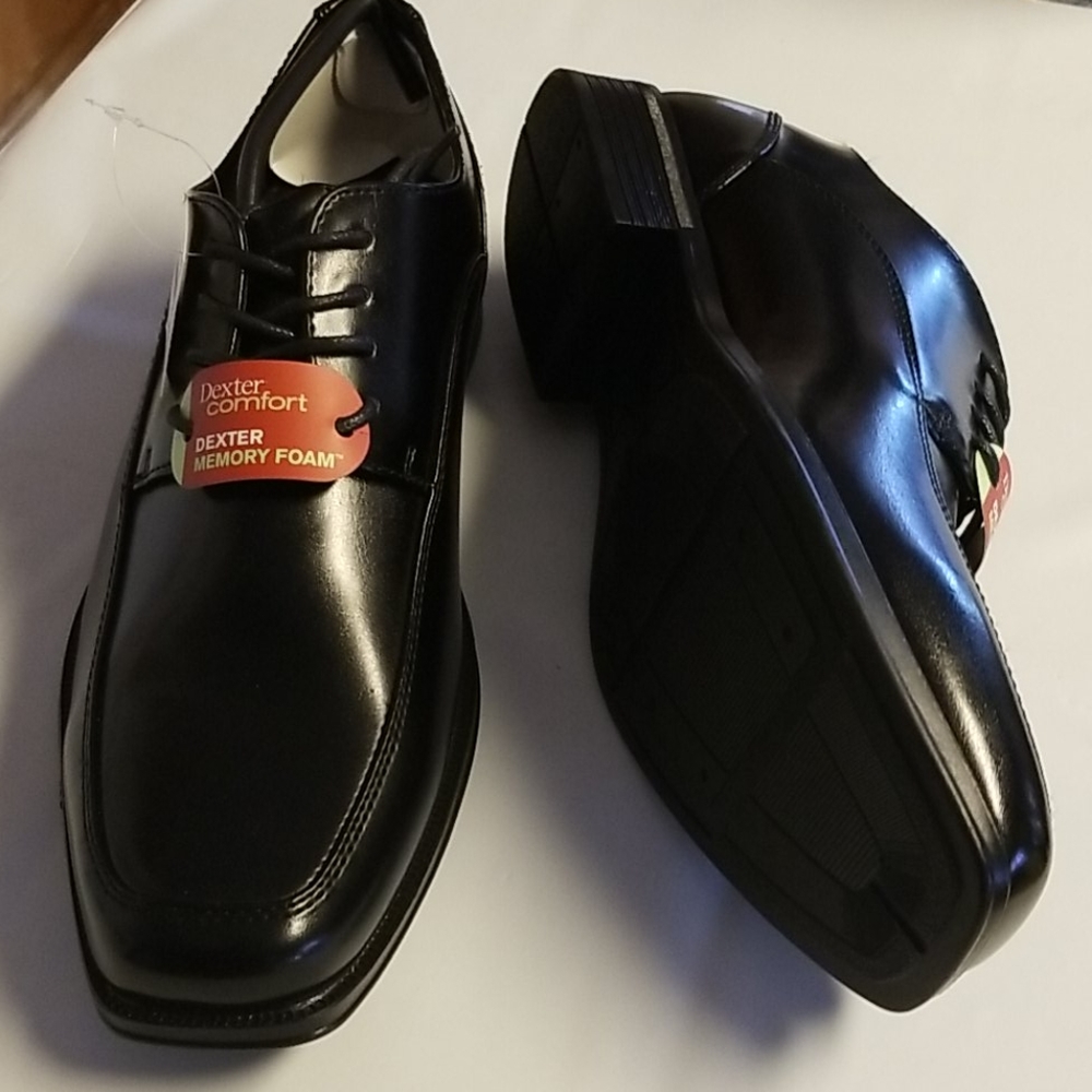 Shoes - Picture 4 of 4